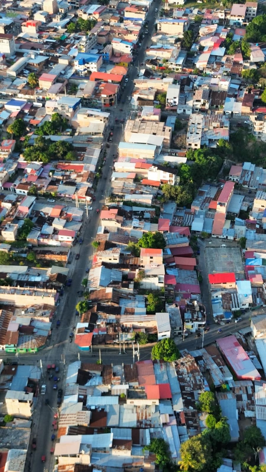 Terreno en venta a 3 min de la plaza de Tarapoto y 2cdrs del puente santa Inés en barrio huayco