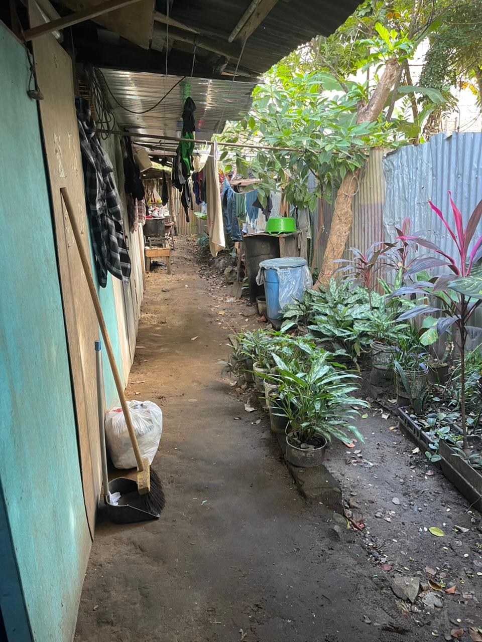 Terreno en Venta con Casa