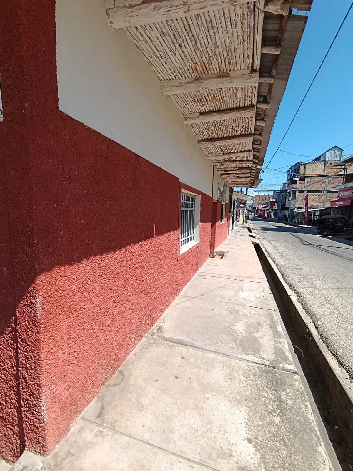 Propiedad en VENTA frente a la Plaza de Armas de Morales