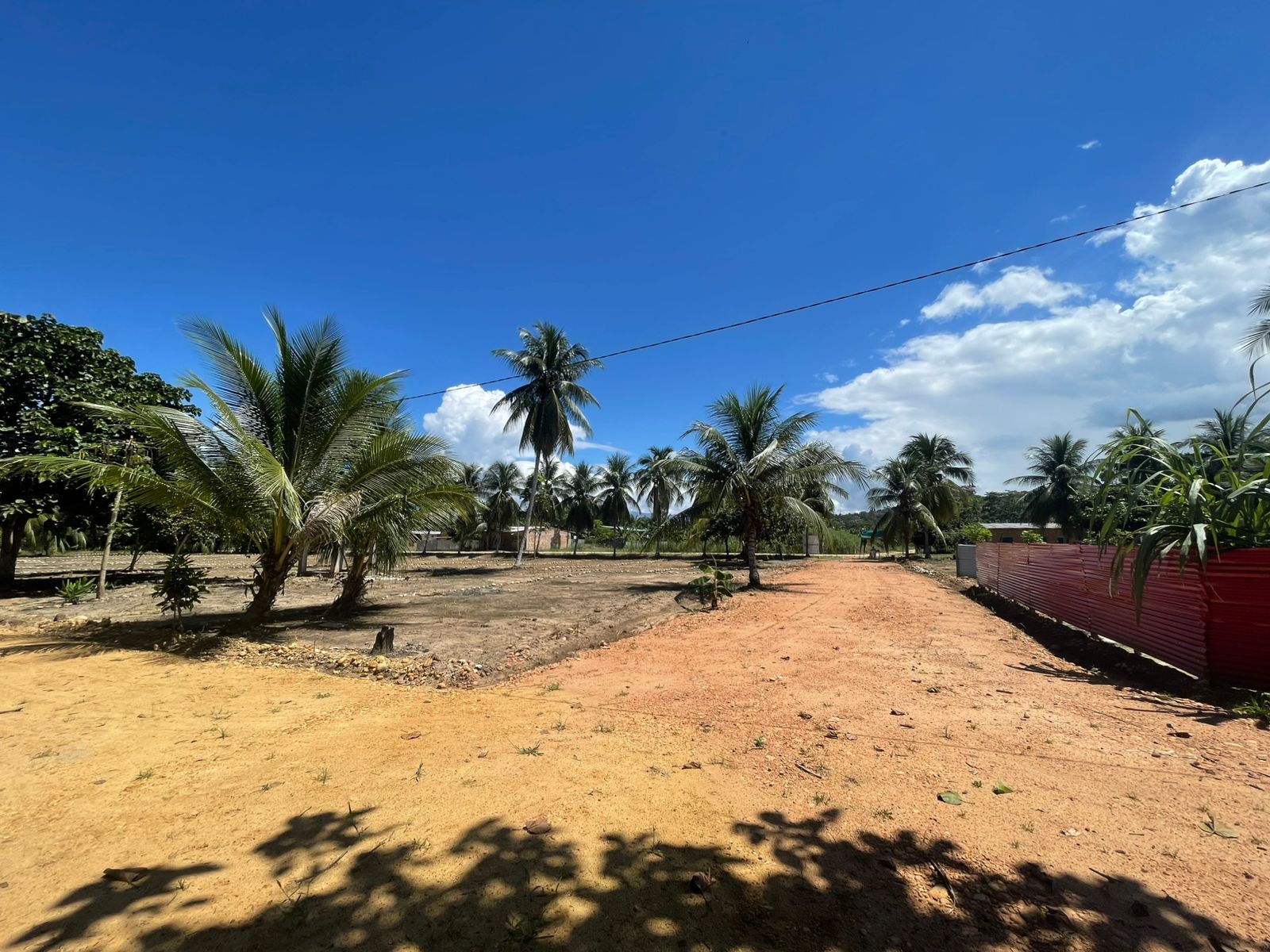 🏡Lotes frente de la entrada de Lamas🏡