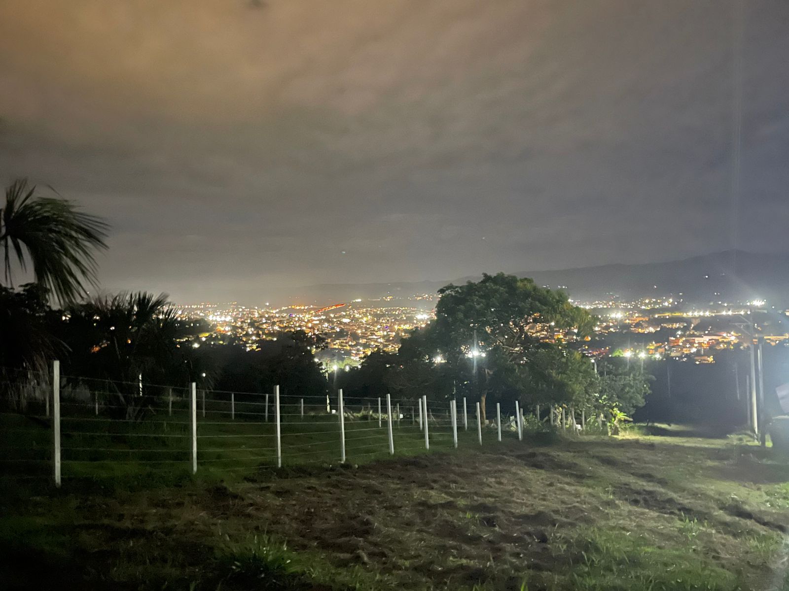 OPORTUNIDAD DE INVERSIÓN TURÍSTICA Y AIRBNB EN TARAPOTO 🌿✨