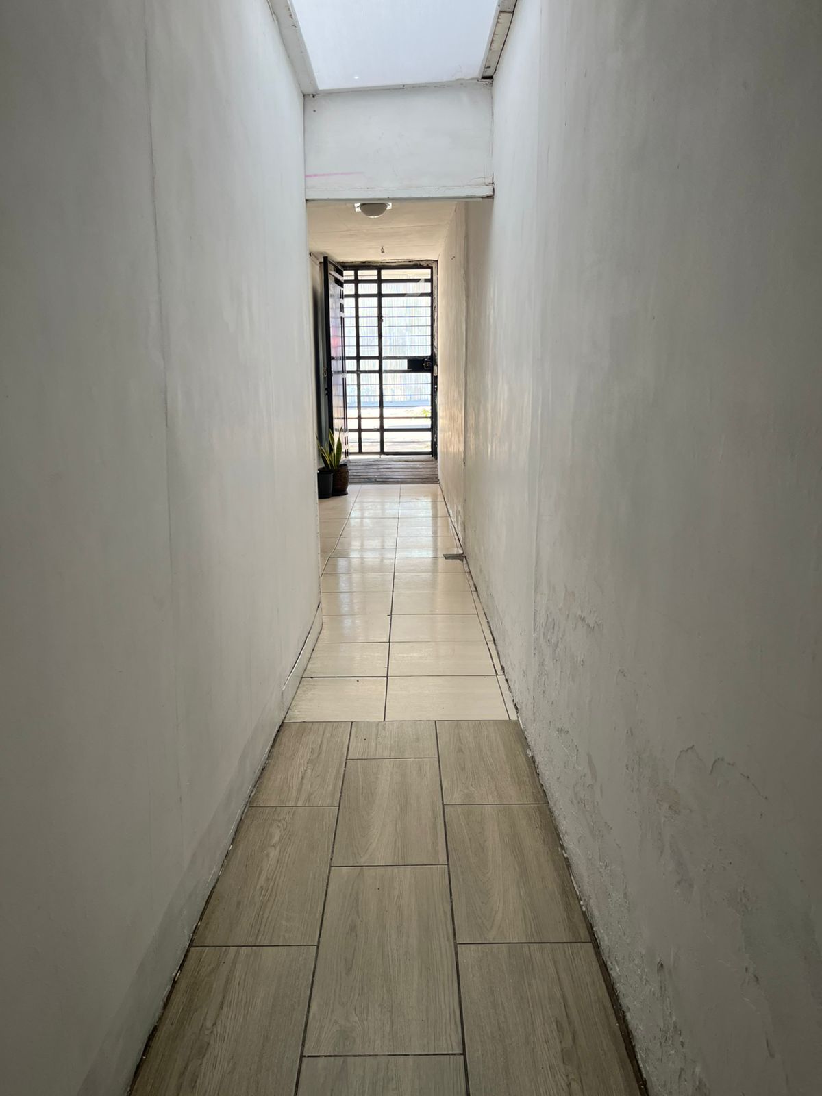 CASA VIVENDA / COMERCIAL