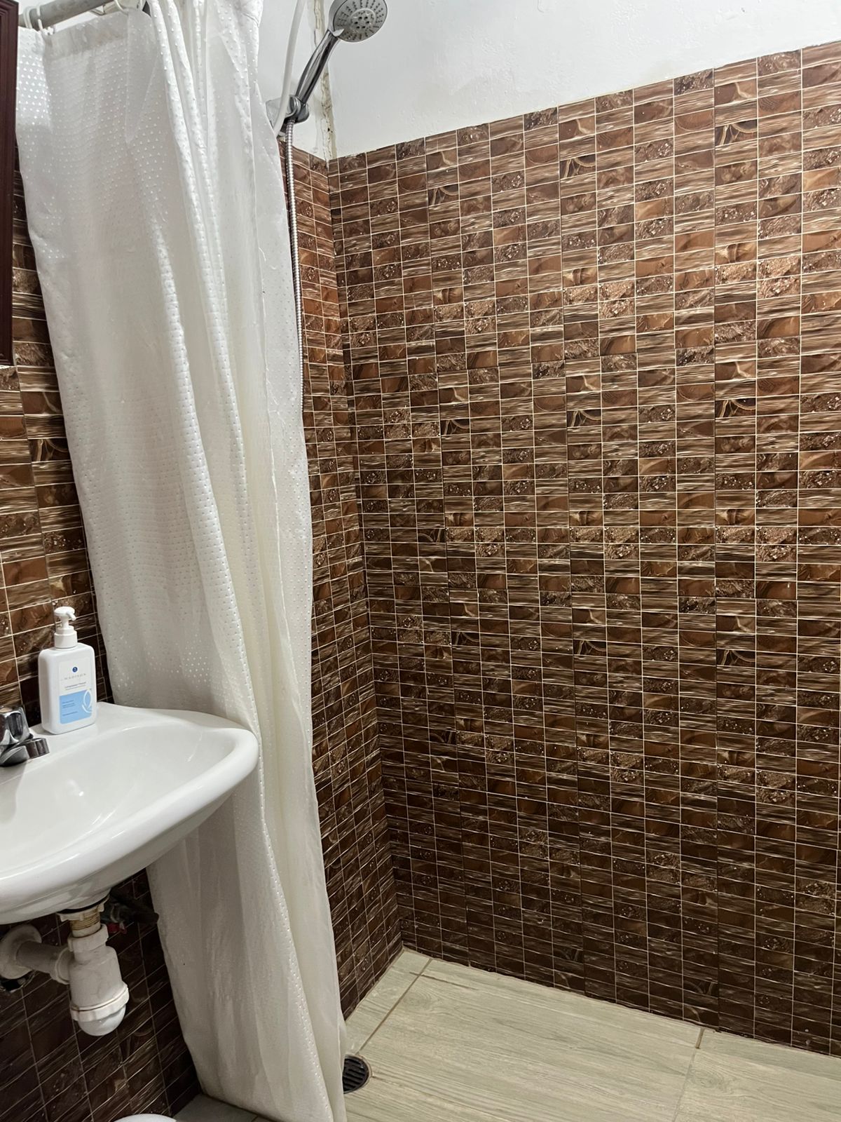 CASA VIVENDA / COMERCIAL