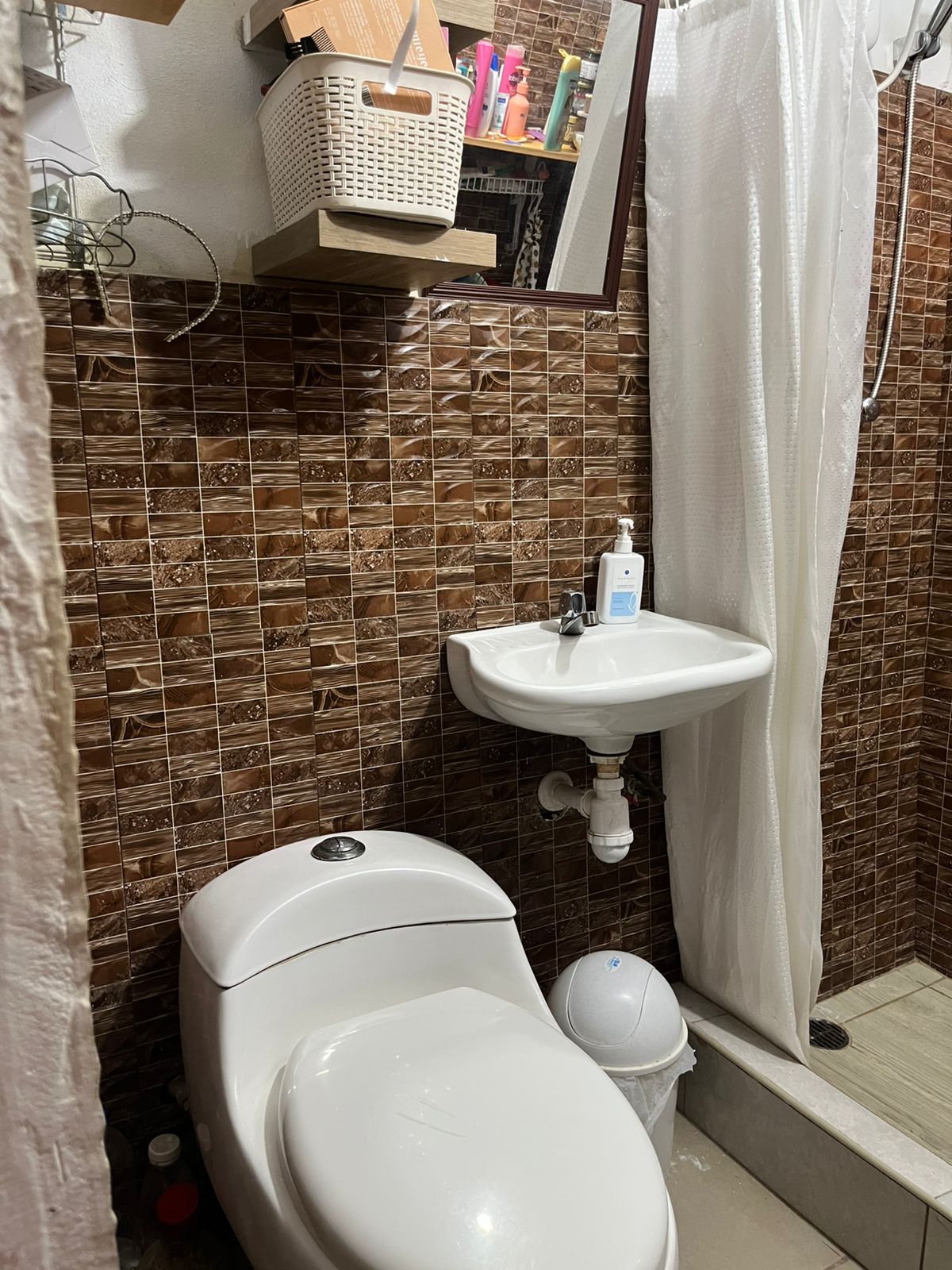 CASA VIVENDA / COMERCIAL